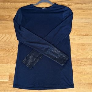 NWOT Vince Navy Shimmer Sleeve Top